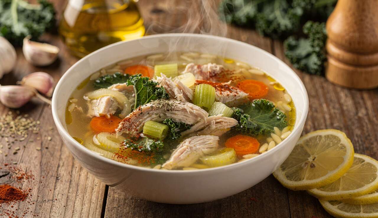 Recette Soupe de Poulet et Choux Kale : délicieuse et Santé
