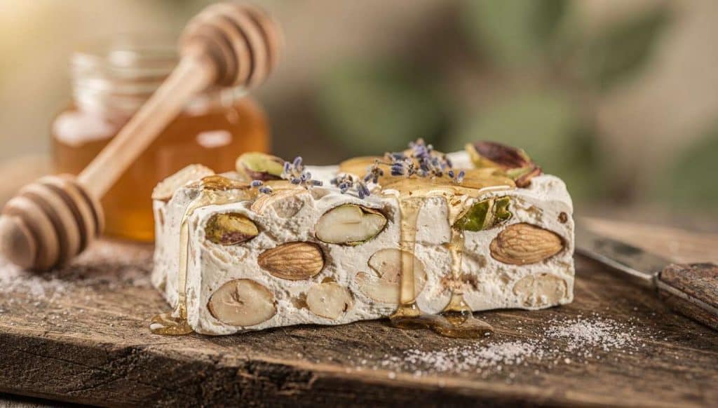 Recette traditionnelle : nougat blanc de Provence