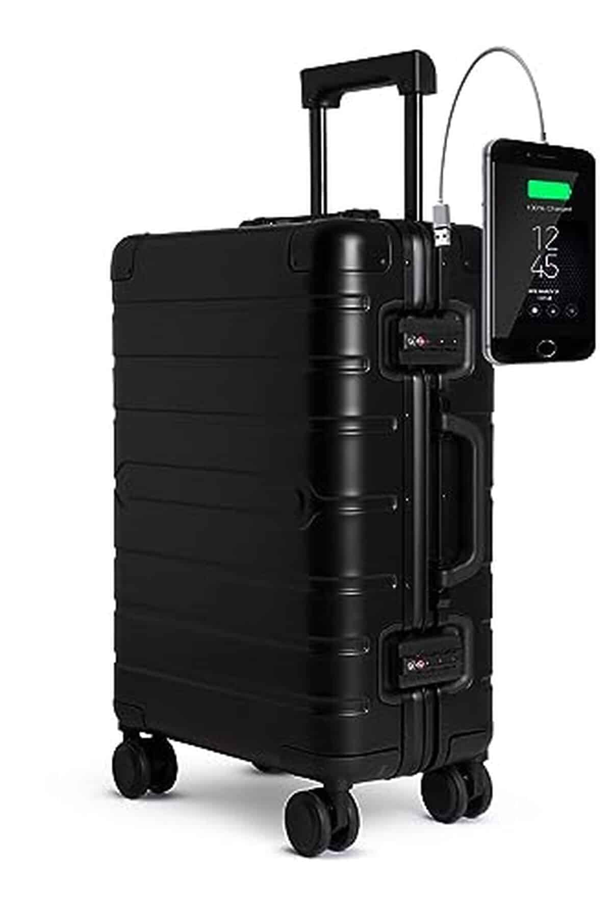 Test : valise cabine TOKYOTO en aluminium noir avec USB et serrure TSA