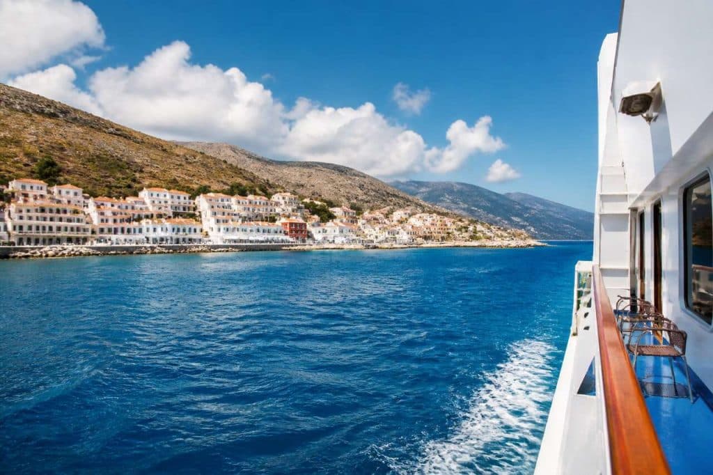 Réserver un ferry entre Ancone et Patras : guide pratique