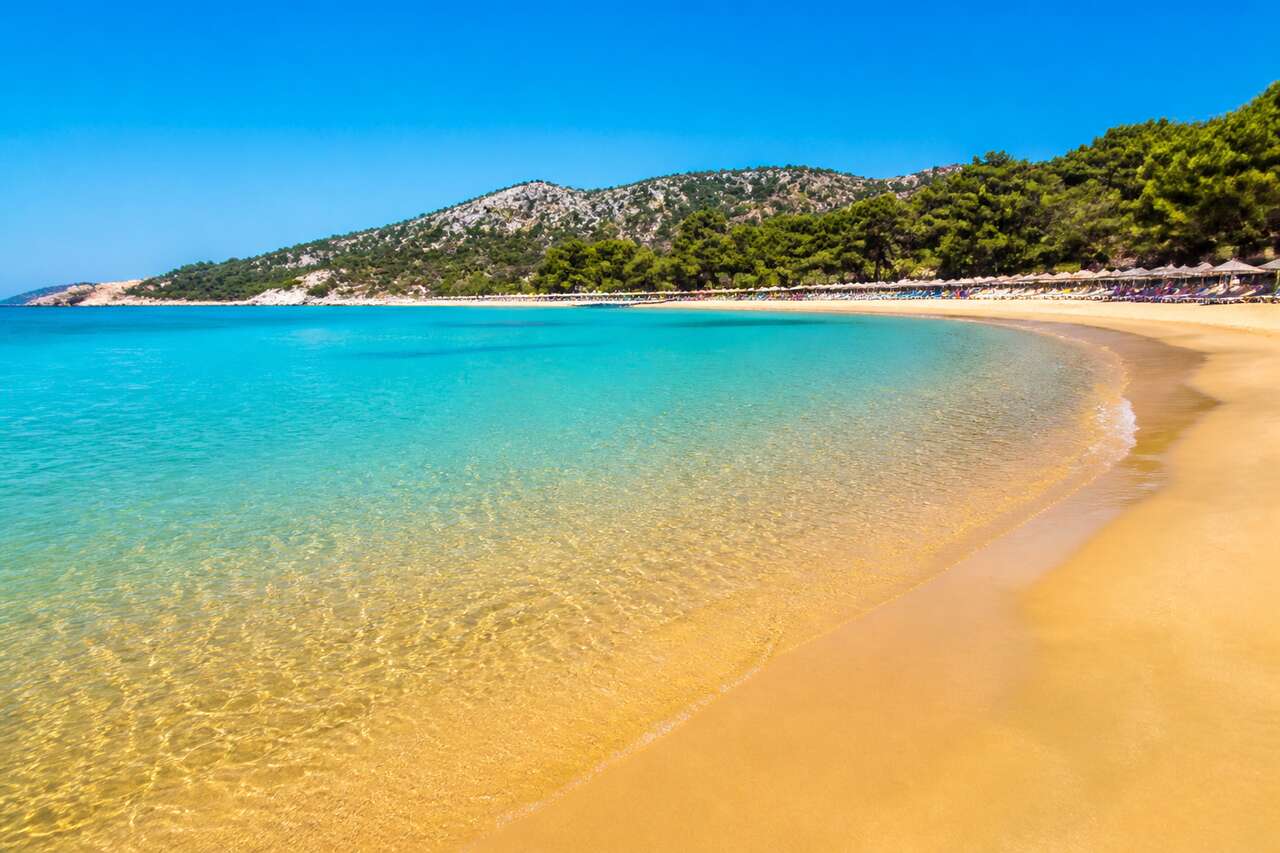 Golden Beach Thassos : plongée dans l'écrin de sable doré du nord de la Grèce