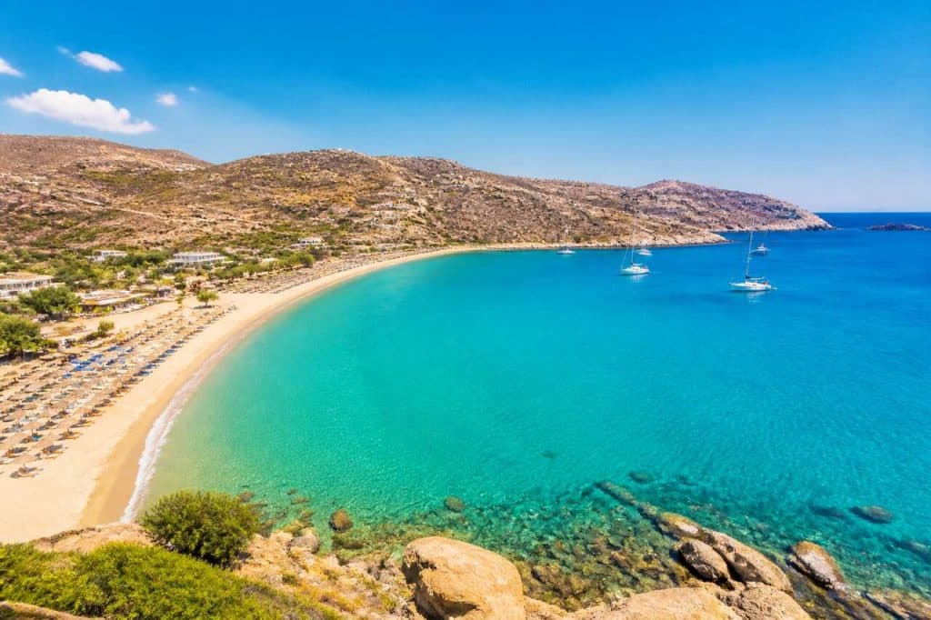 Les secrets cachés de Mylopotas Beach : plongée au cœur d'une oasis grecque