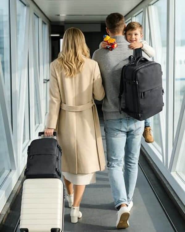 Découvrez le sac à dos sous vide SZLX idéal pour les voyages en cabine. Compression efficace, gain de place garanti et confort optimal pour vos déplacements. 