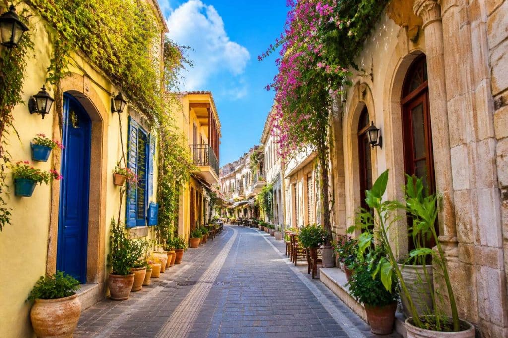 Découverte des trésors cachés de la vieille ville de Réthymnon : itinéraire secret à travers ses ruelles pittoresques