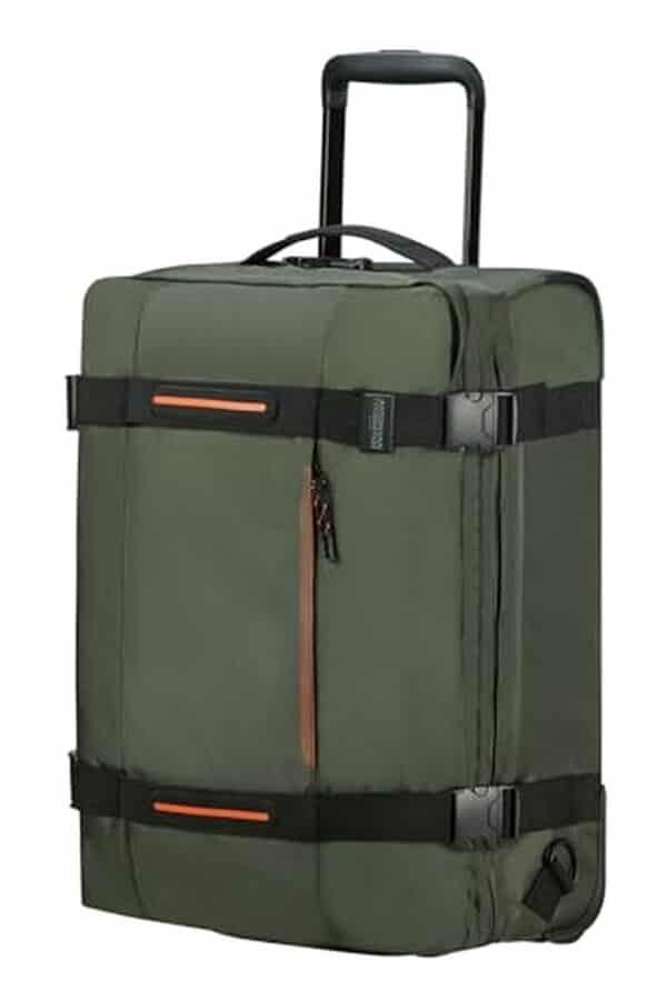 Découvrez notre test complet du sac à dos 2 roues American Tourister Urban Track 55 cm : capacité, durabilité, design et prix pour vos déplacements.