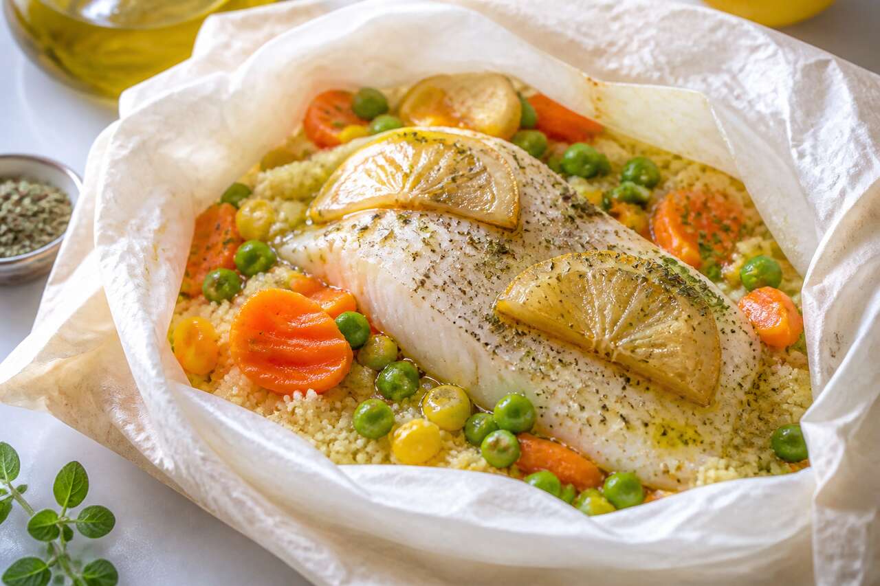 Recette de papillote de poisson et semoule aux petits légumes