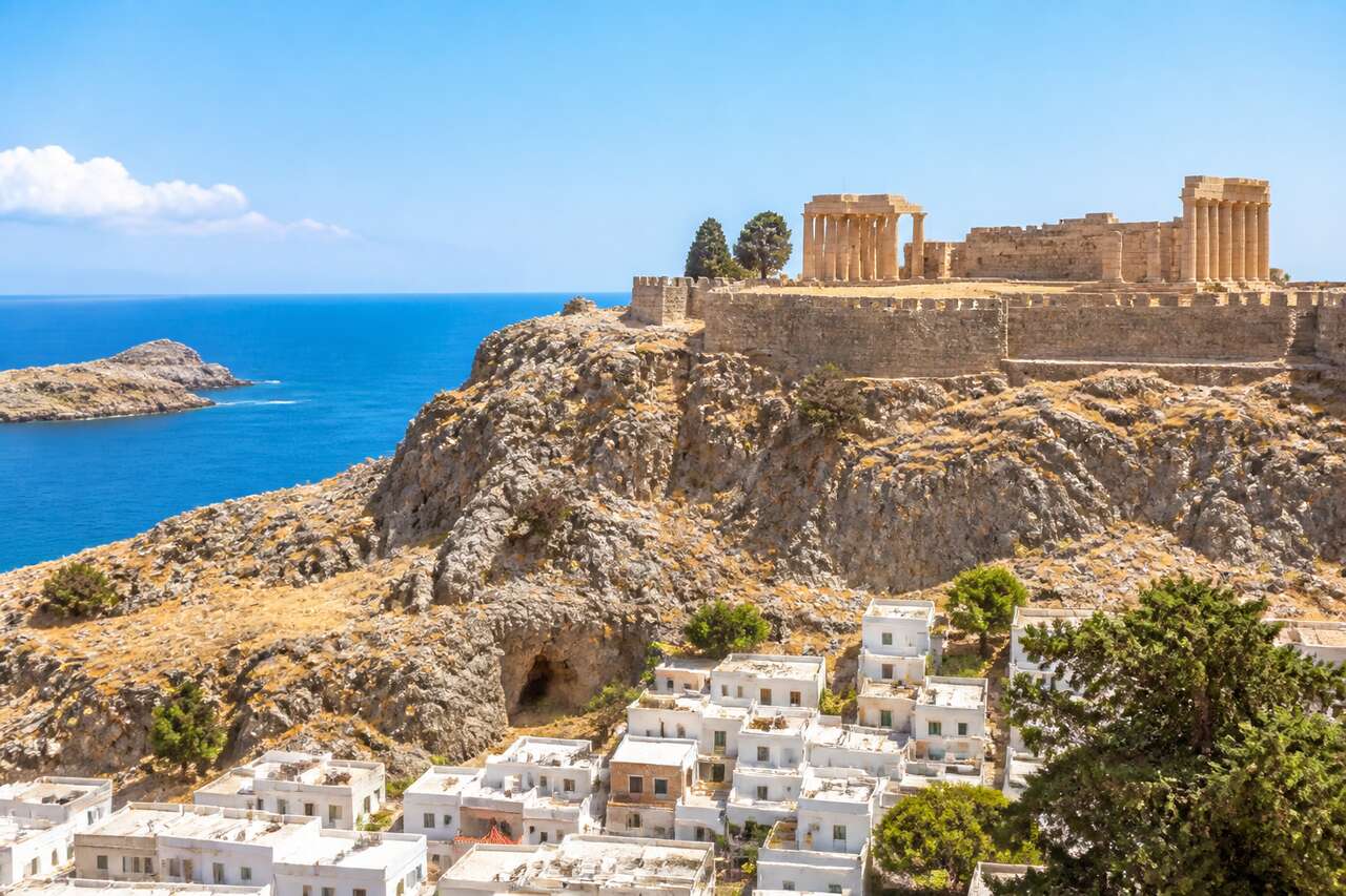 Lindos : secrets cachés d'un village antique